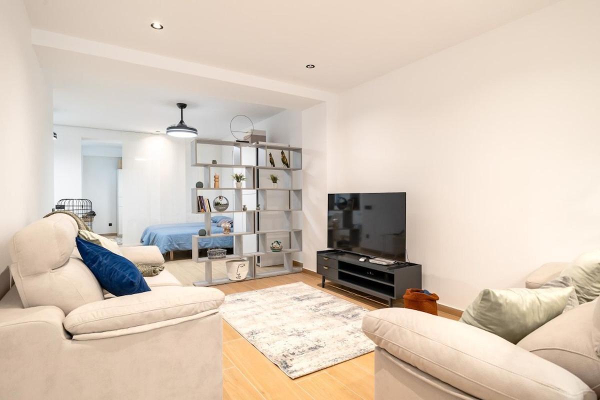 Che Loft! Artes Y Ciencias Appartement *